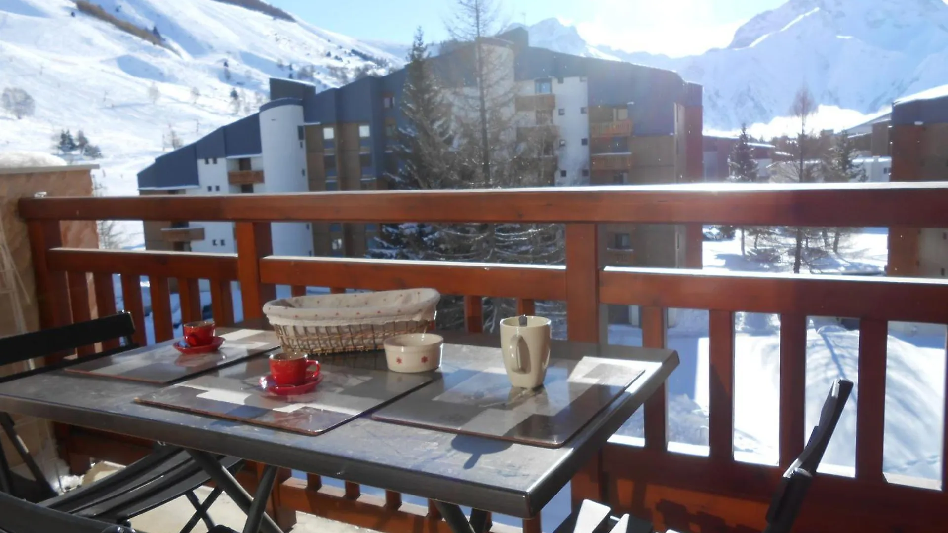Appartement Cozy Au Pied Des Pistes Avec Balcon, Parking, Et Animaux Admis - Fr-1-516-31 Les Deux Alpes Apartment